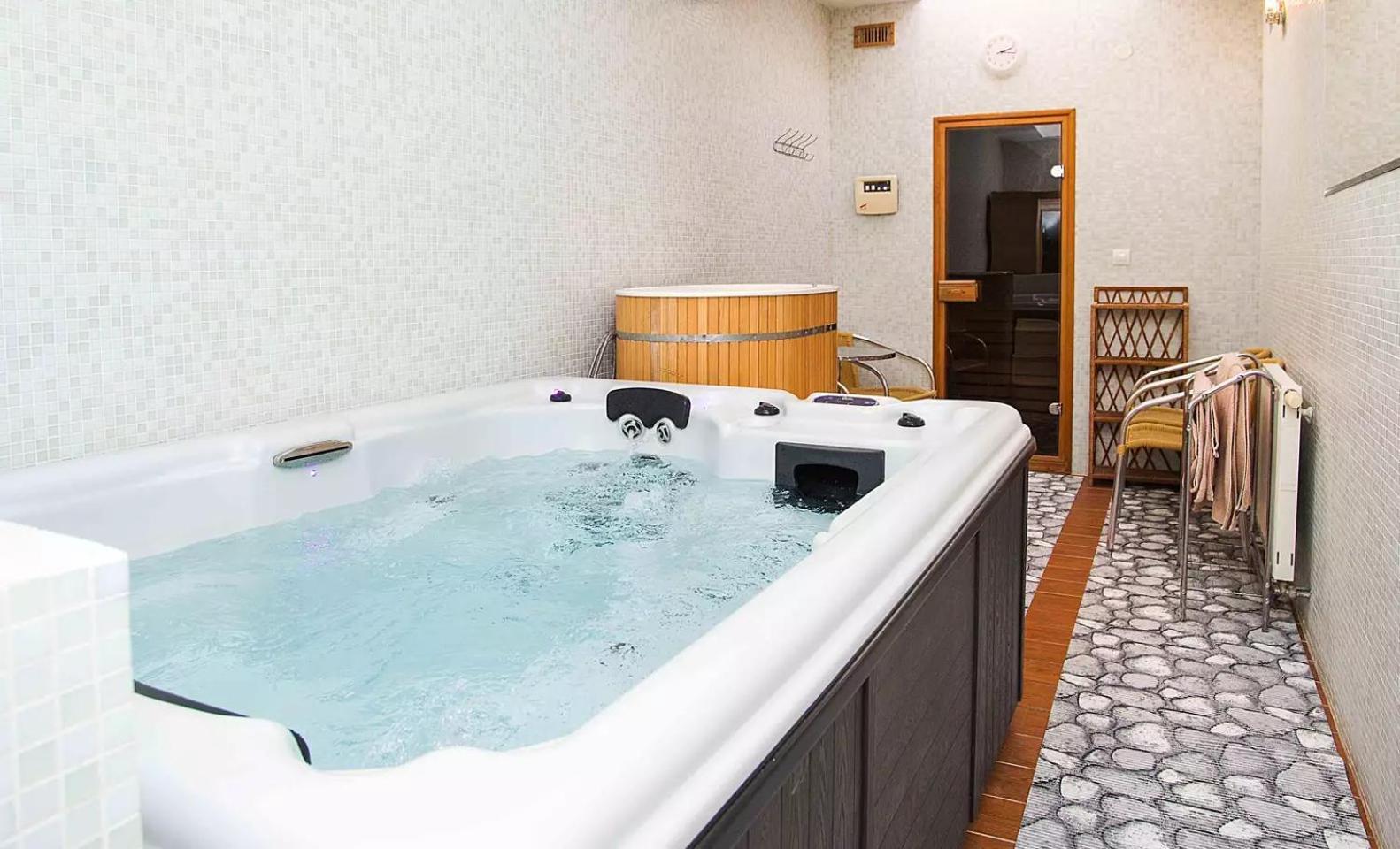Hotel Dominika Bratislava Eksteriør billede